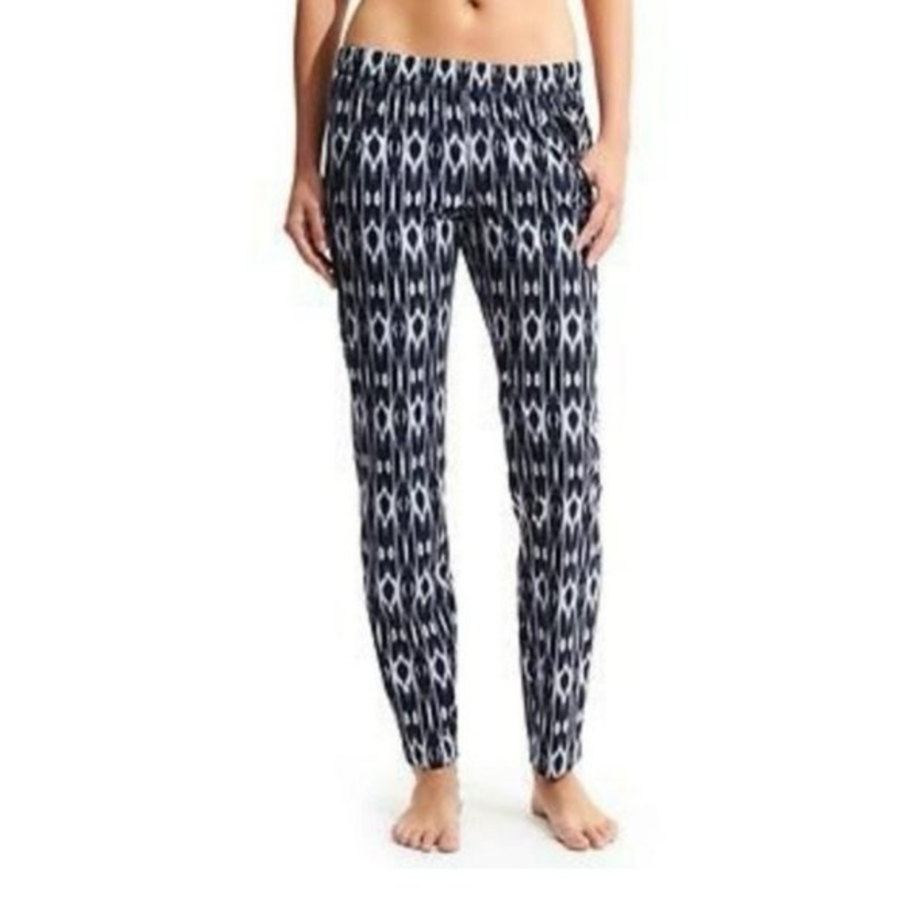 Athleta White Ikat Reflection Aspire Ankle Pants Blue